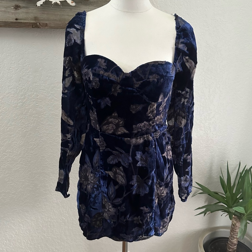 Lulus crushed velvet burnout mini dress blue black bra‎ top size M NWT - Picture 2 of 11